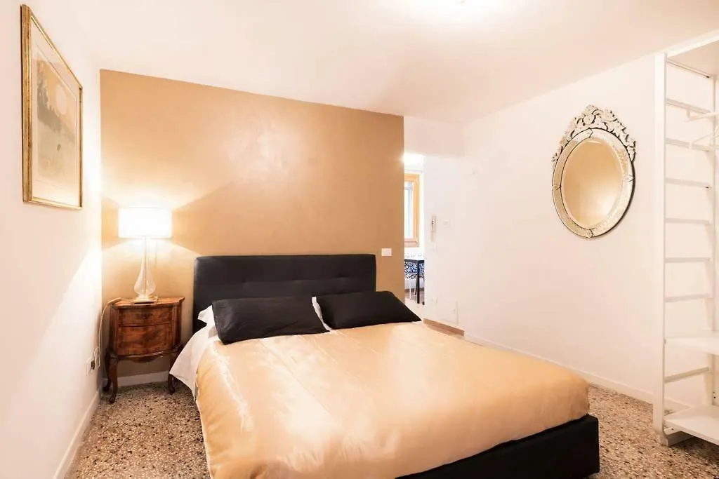 Andrea Venice Flat 1St Floor 0*,  Italia
