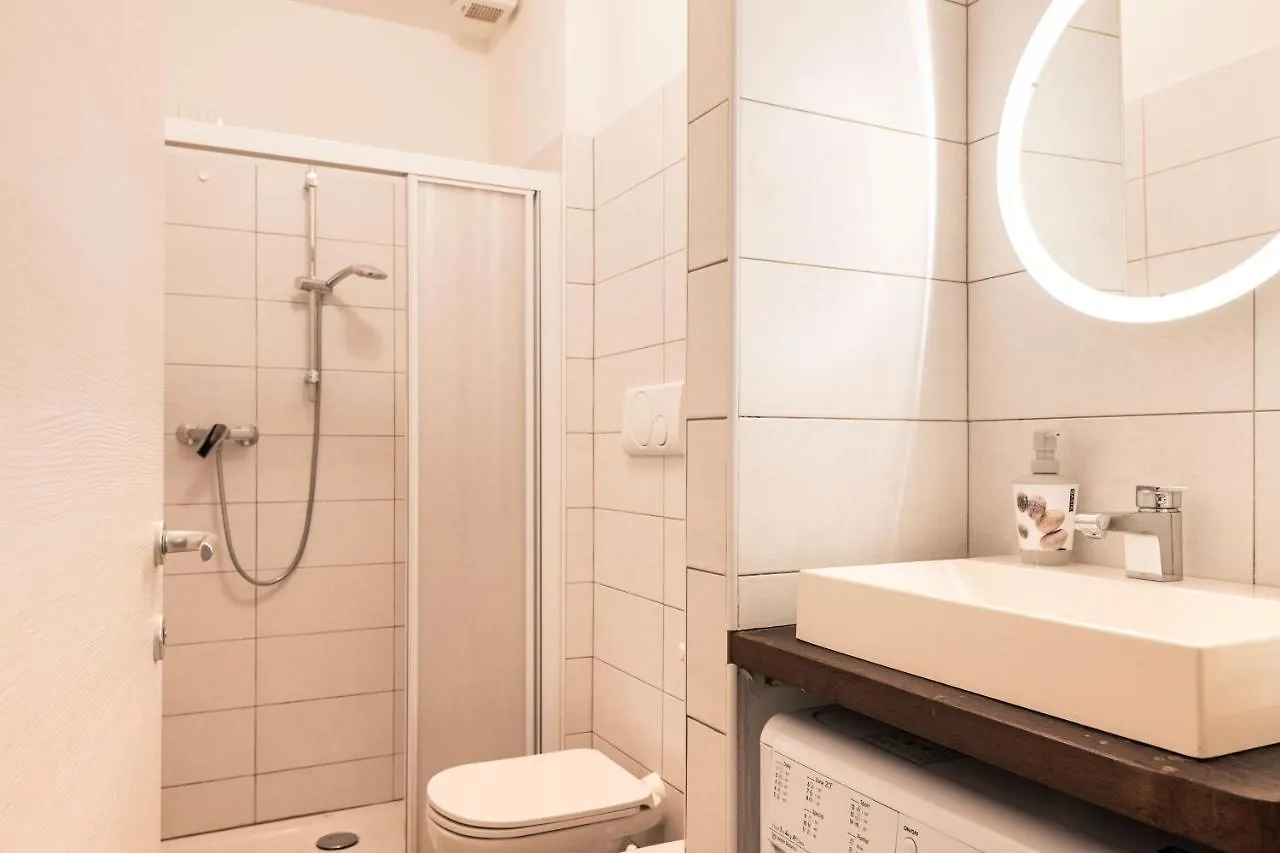 Andrea Venice Flat 1St Floor דירה